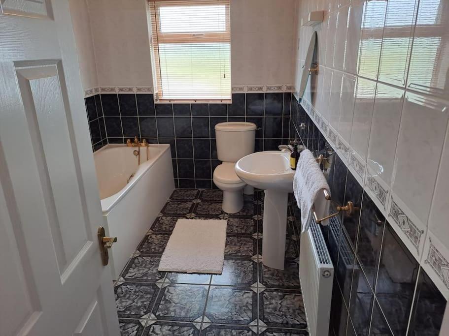 Buncronan Port Self Catering Villa Donegal Town Exterior photo